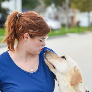 Meet your Posher, Joelle